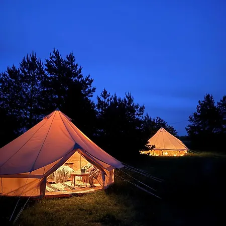 Tente de luxe Glamping & In Kihnu Rootsikula (Parnu)