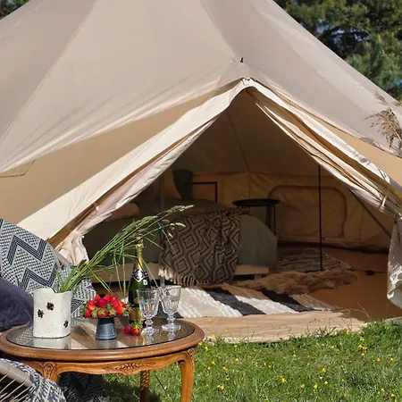 Luksustelt Glamping & In Kihnu *
