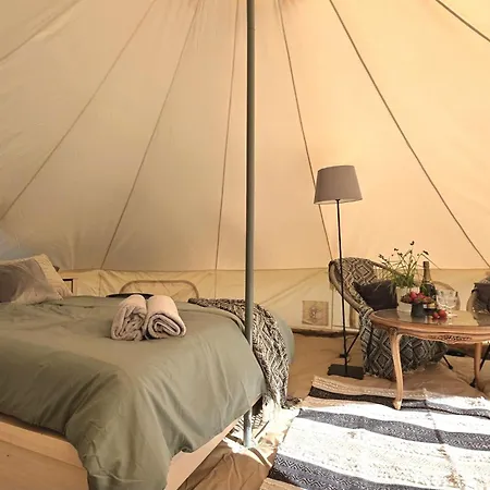 Glamping & In Kihnu *