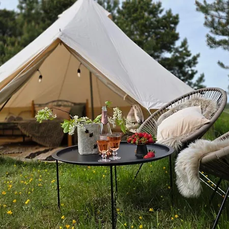 Glamping & In Kihnu Tente de luxe