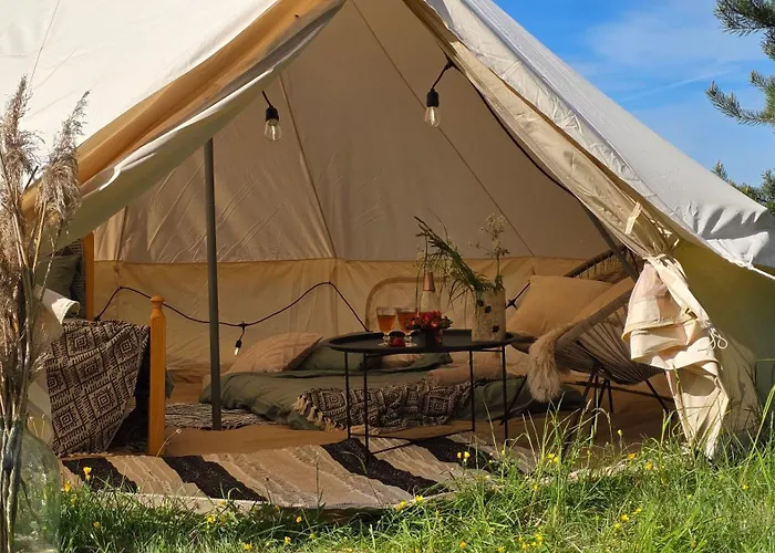 Luksuzni šator Glamping & In Kihnu