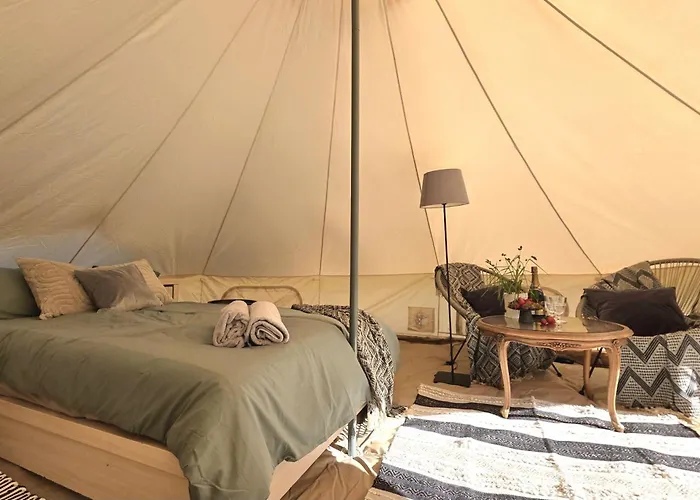 Glamping & In Kihnu *